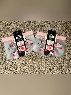 Disney Minnie Mouse Reusable Snack Bags - Pink and Red Heart Design